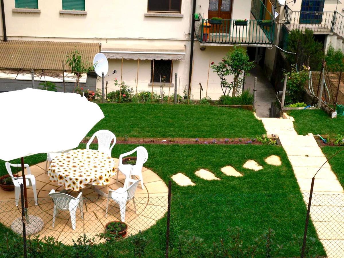 Bob And Jenny'S B&B Vicenza Exterior foto